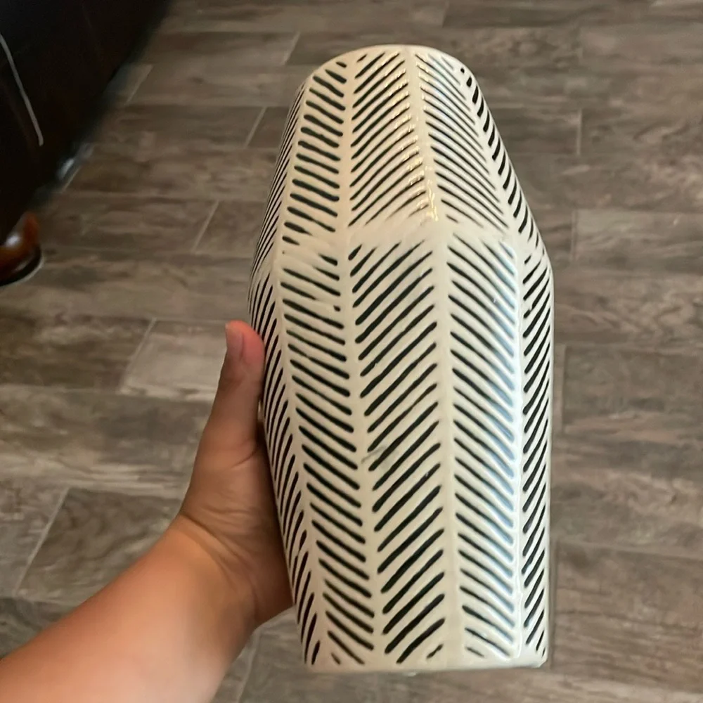 Pier One vase